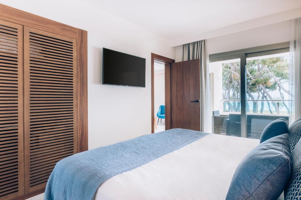 Iberostar Selection Playa De Muro Village (Ex. Iberostar Playa De Muro Village) 5*