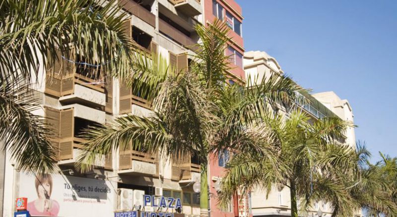 Adonis Plaza 3*