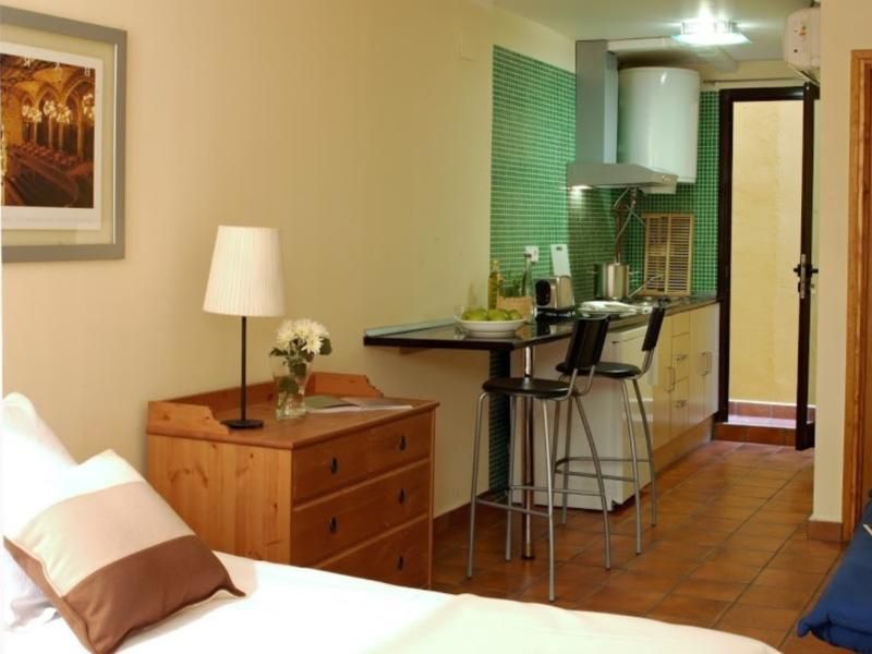 Ainb Las Ramblas-guardia Apartments 3*