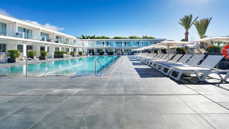 Apartamentos Lara 2*