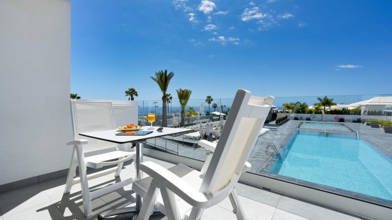 Apartamentos Lara 2*