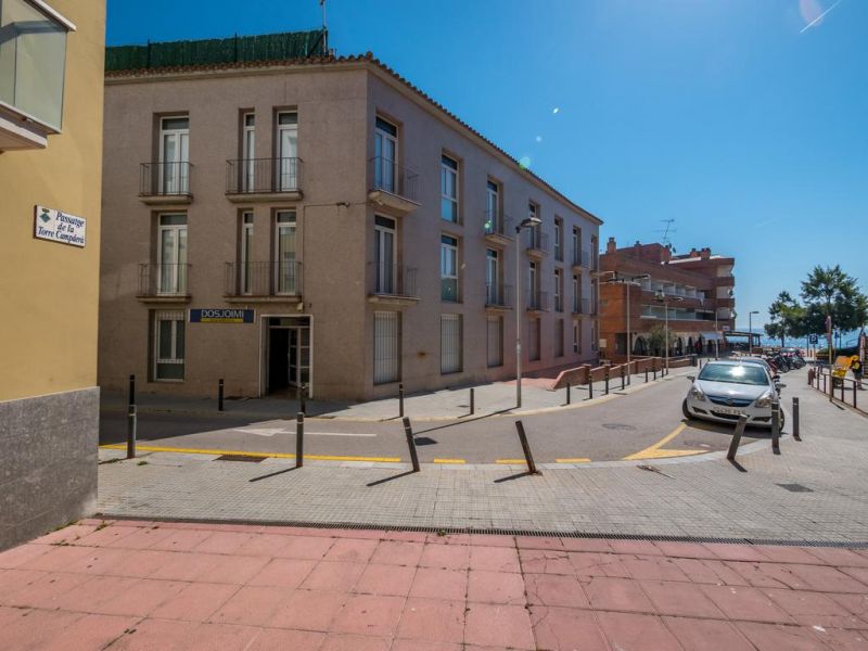 Ar Dosjoimi Apartment 3*