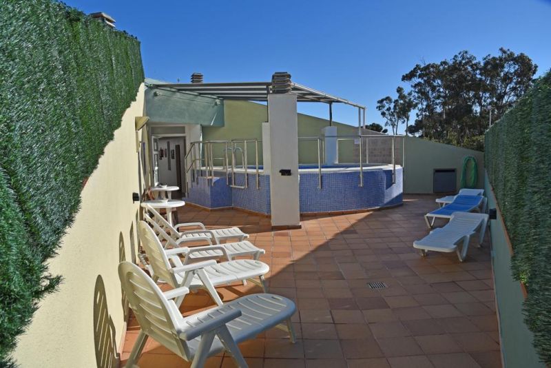 Ar Dosjoimi Apartment 3*