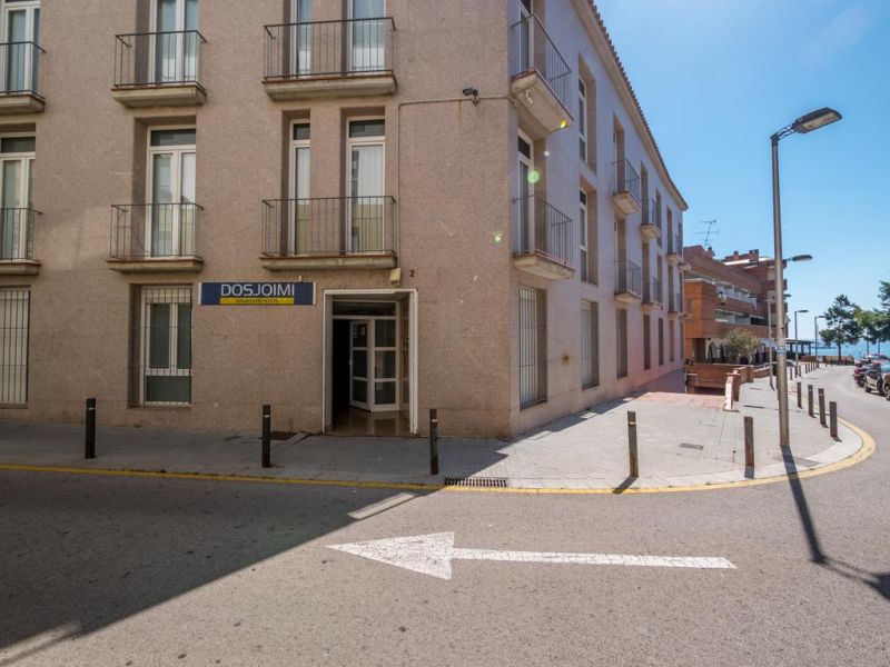 Ar Dosjoimi Apartment 3*