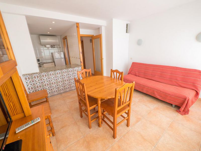 Ar Europa Sun Apt 2*