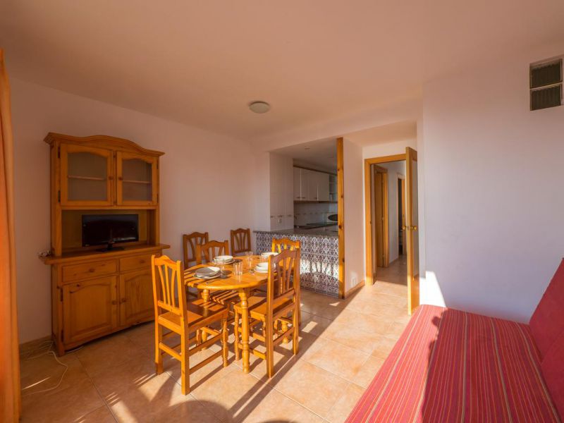 Ar Europa Sun Apt 2*