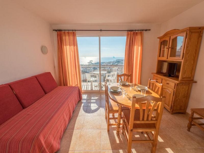 Ar Europa Sun Apt 2*
