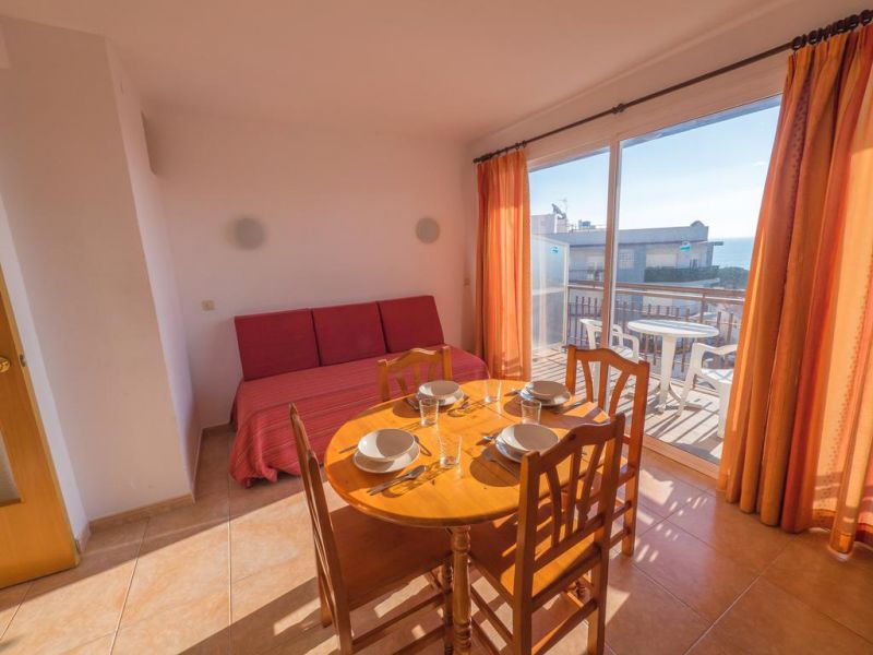 Ar Europa Sun Apt 2*