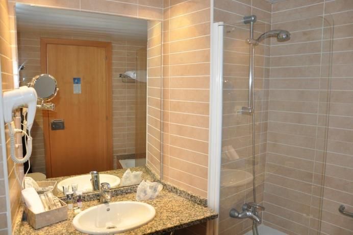 Atenea Aventura Aparthotel 4*