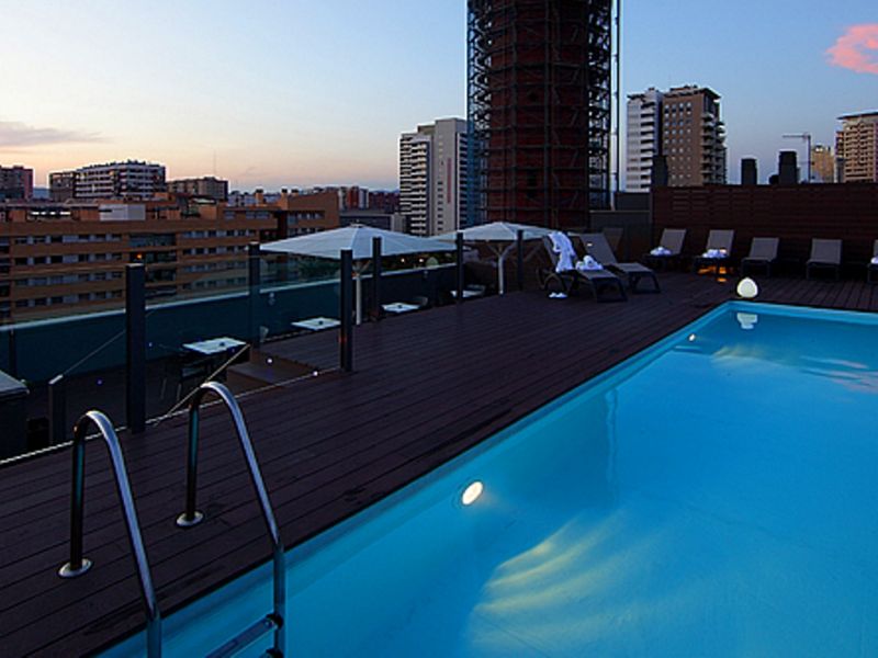 Attica 21 Barcelona Mar 4*