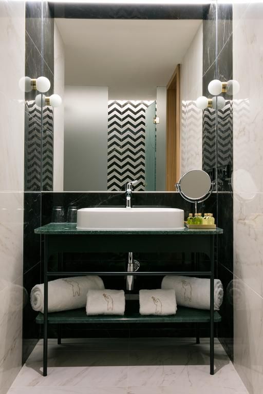 Barcelo Torre De Madrid 5*