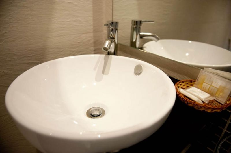 Bcn 46 Hostal 2*