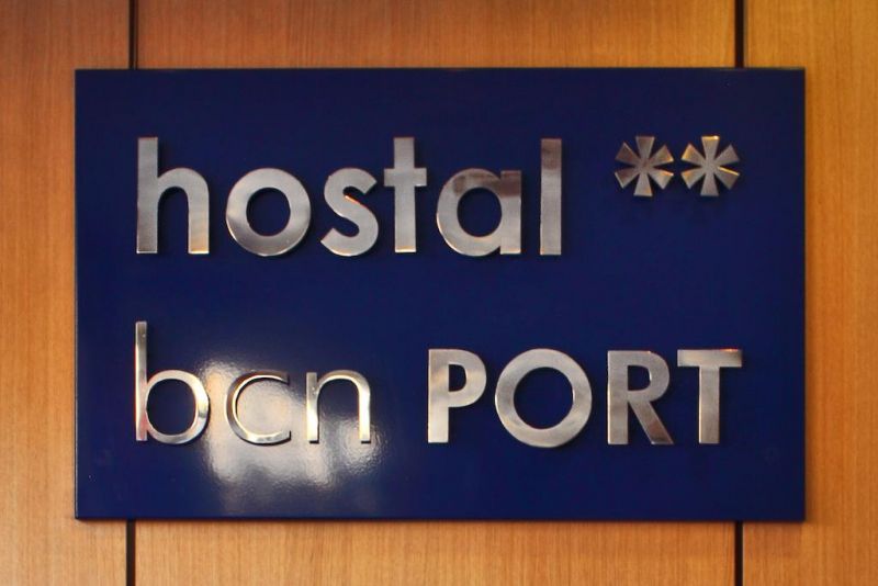 Bcn Port Hostal 2*