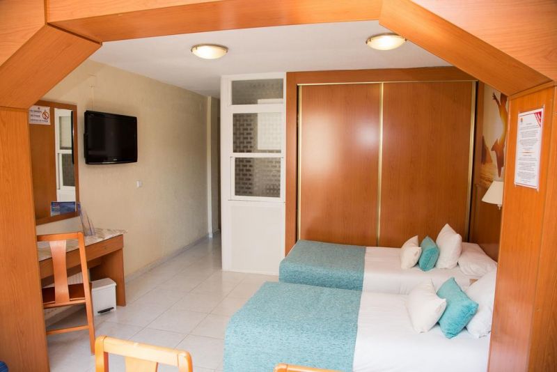 Benidorm Celebrations Pool Party Resort 3*