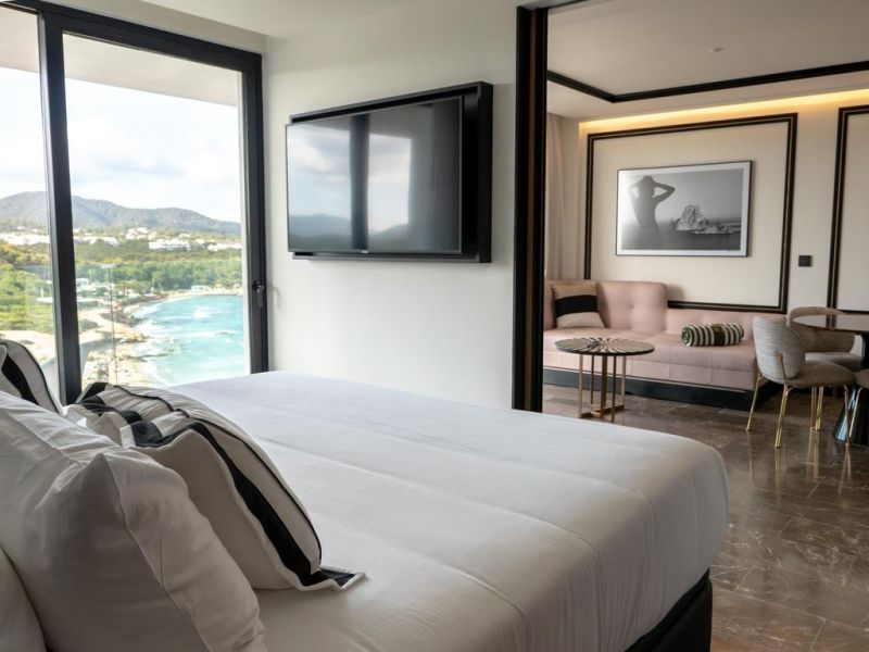 Bless Hotel Ibiza 5*