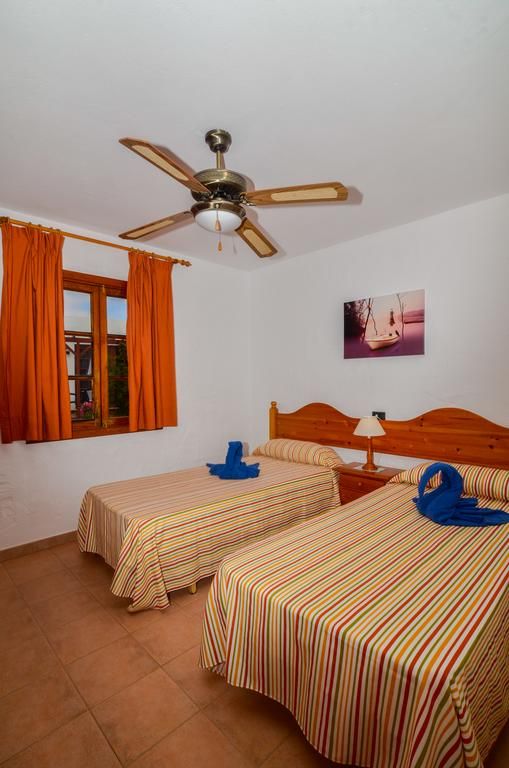 Castillo Beach Club Lake 2*