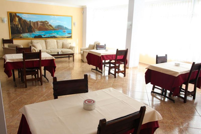 Catalina Park Apt 2*