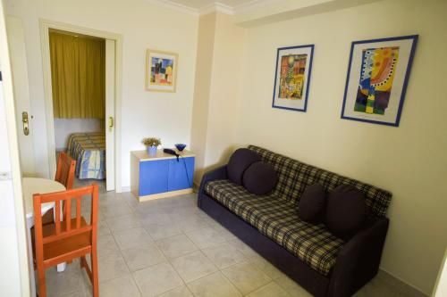 Catalina Park Apt 2*