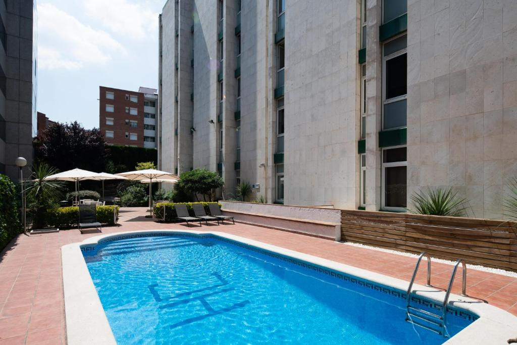 Catalonia Bristol 3*