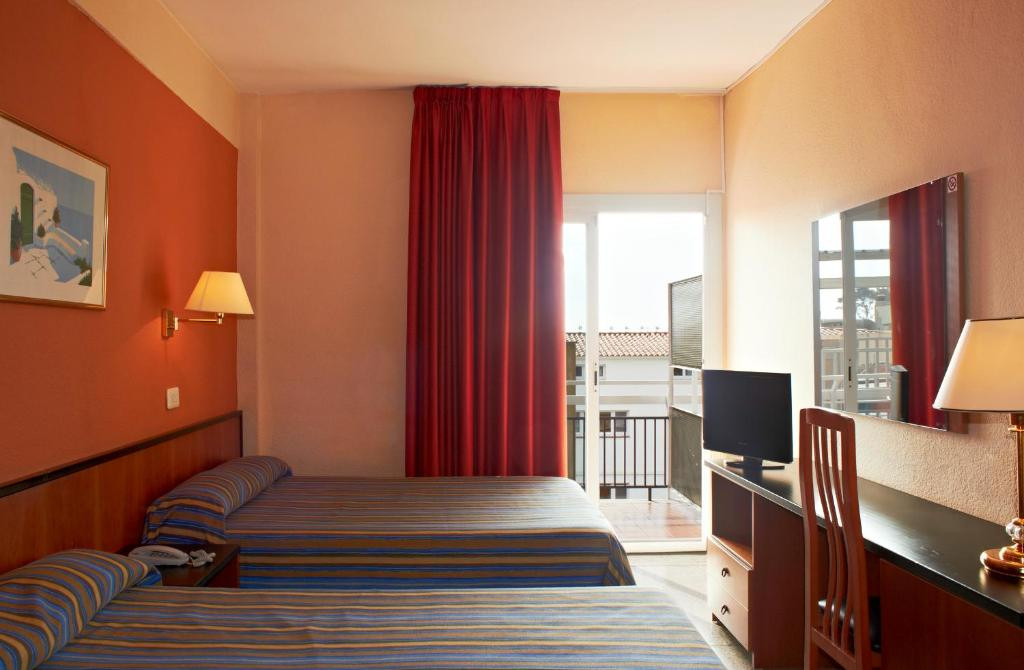 Copacabana 3*