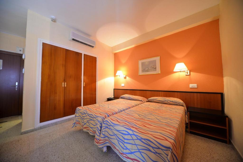 Copacabana 3*