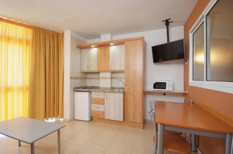 Doramar Apartments 3*