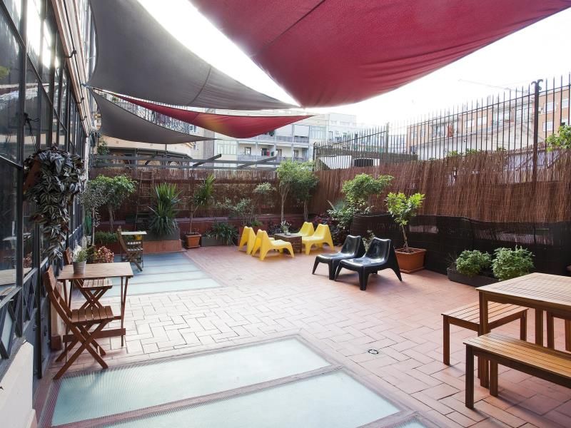 Ella Hostel Barcelona 2*