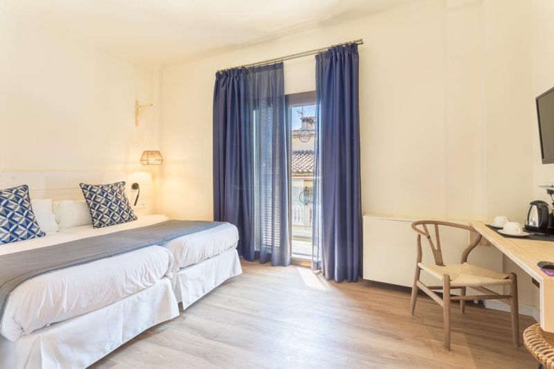Fergus Style Soller Beach 4*