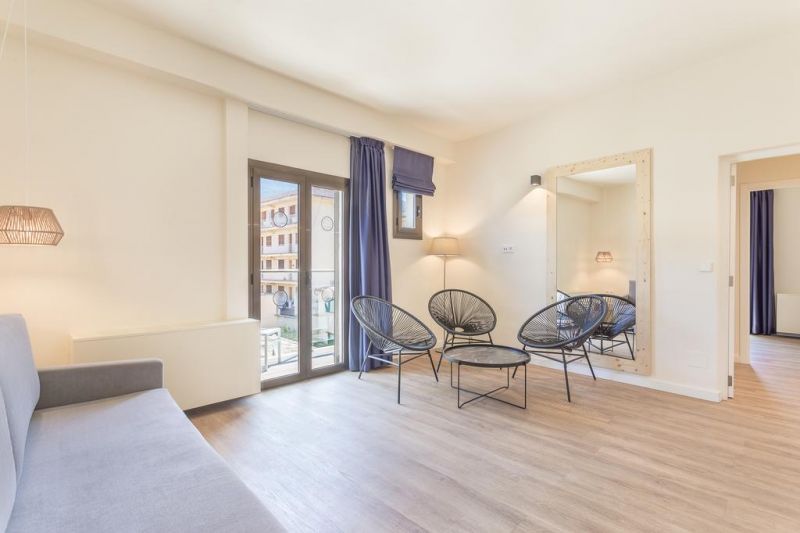 Fergus Style Soller Beach 4*