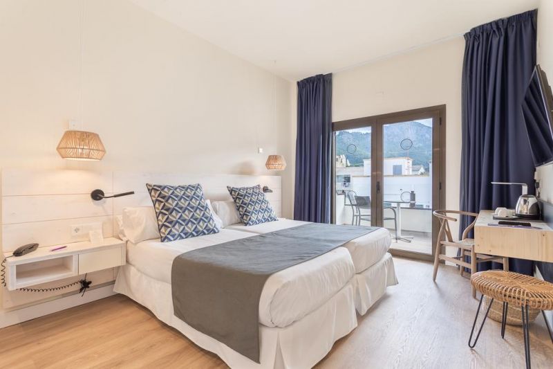 Fergus Style Soller Beach 4*
