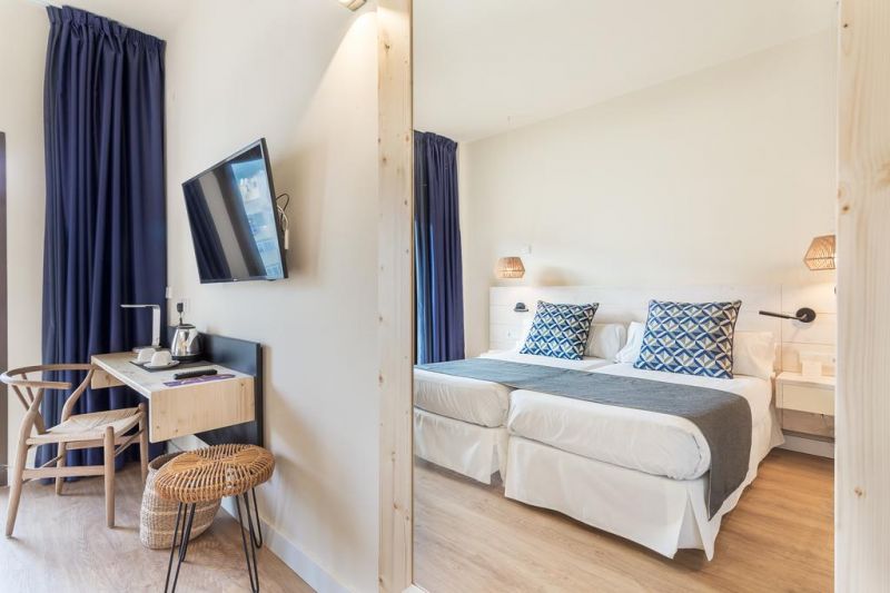 Fergus Style Soller Beach 4*