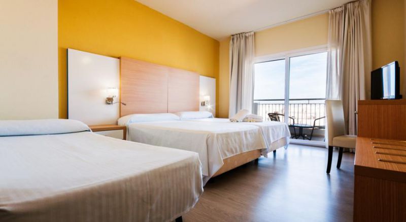 Fontana Plaza 3*