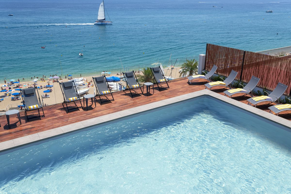 Ght Miratge (Only Adults) 4*