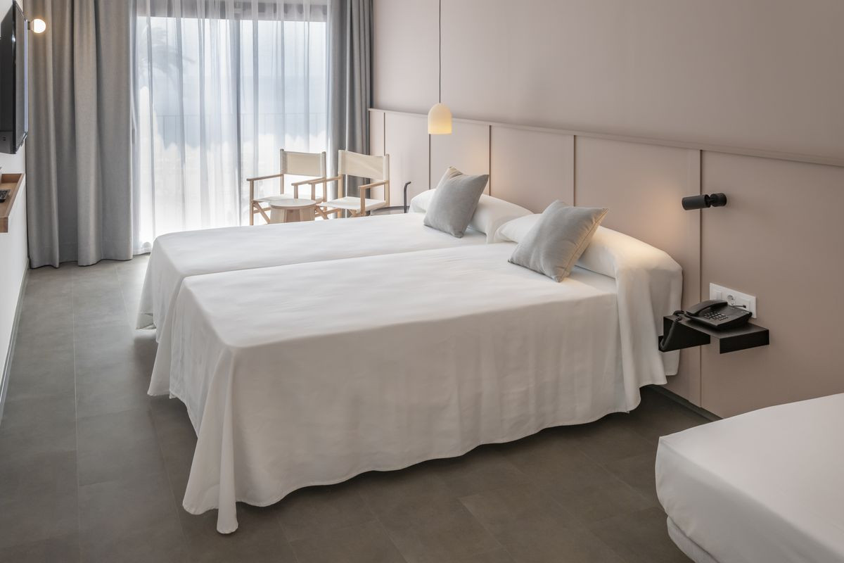 Ght Miratge (Only Adults) 4*