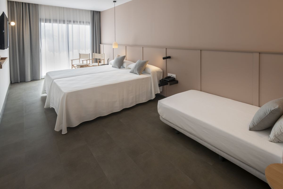 Ght Miratge (Only Adults) 4*