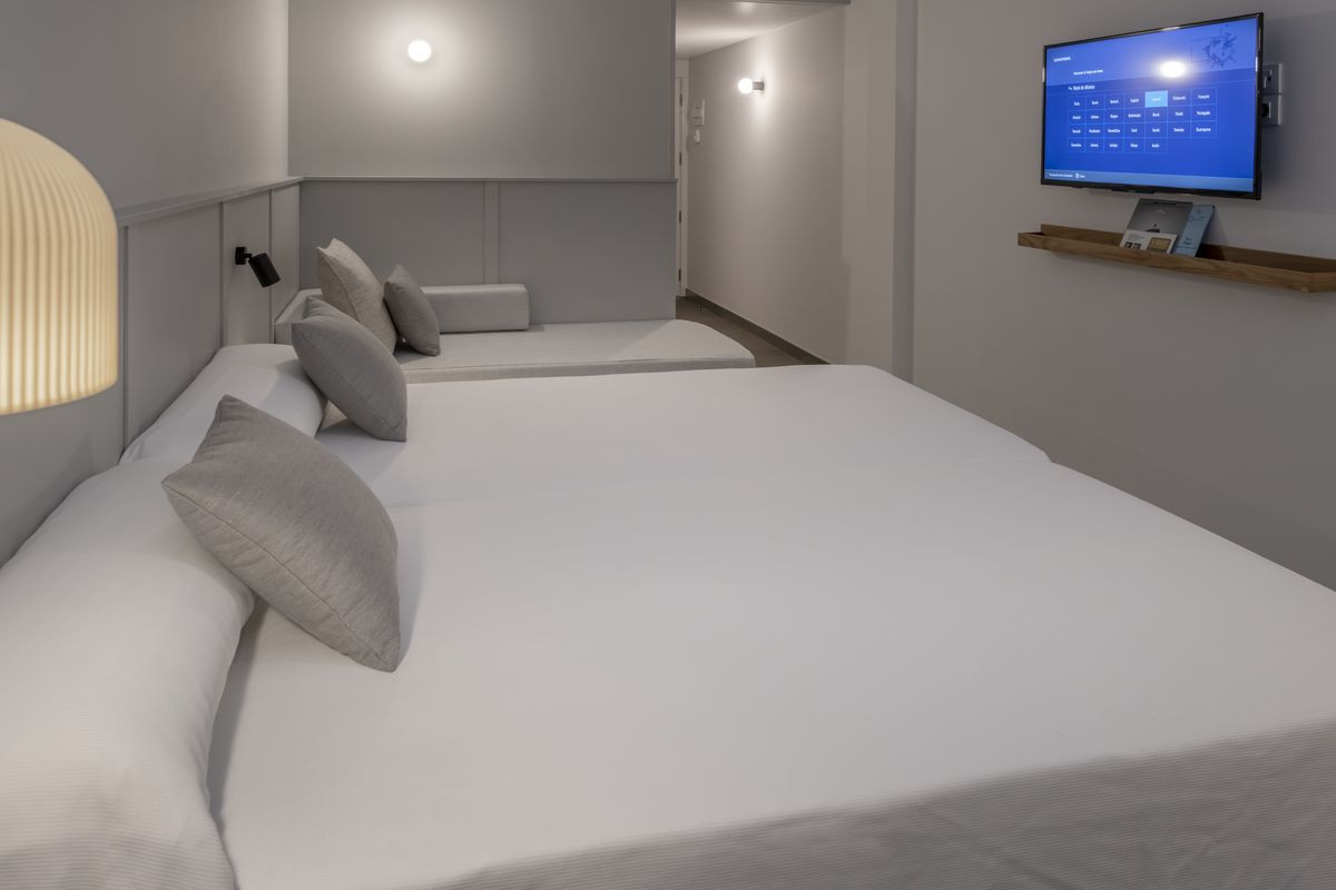 Ght Miratge (Only Adults) 4*