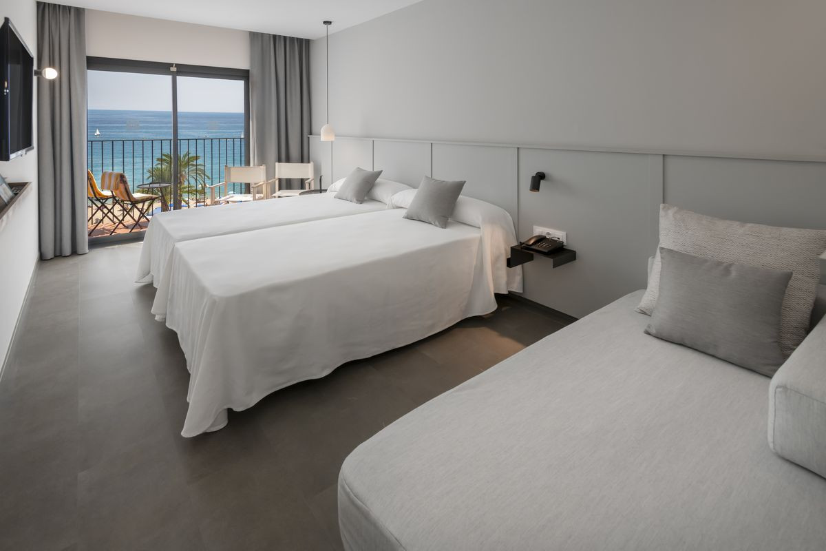 Ght Miratge (Only Adults) 4*