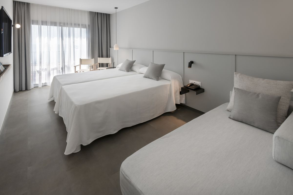 Ght Miratge (Only Adults) 4*