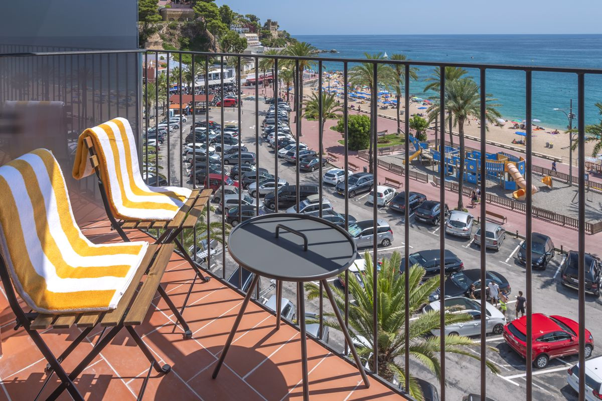 Ght Miratge (Only Adults) 4*