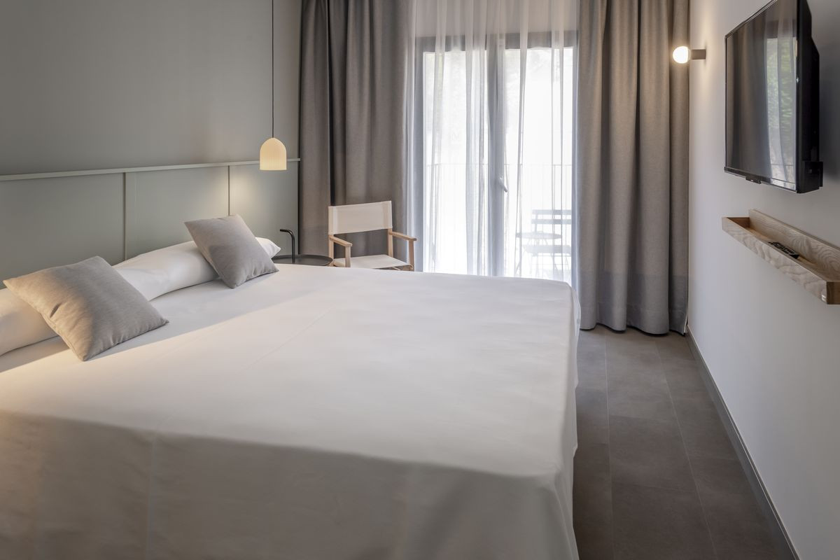 Ght Miratge (Only Adults) 4*