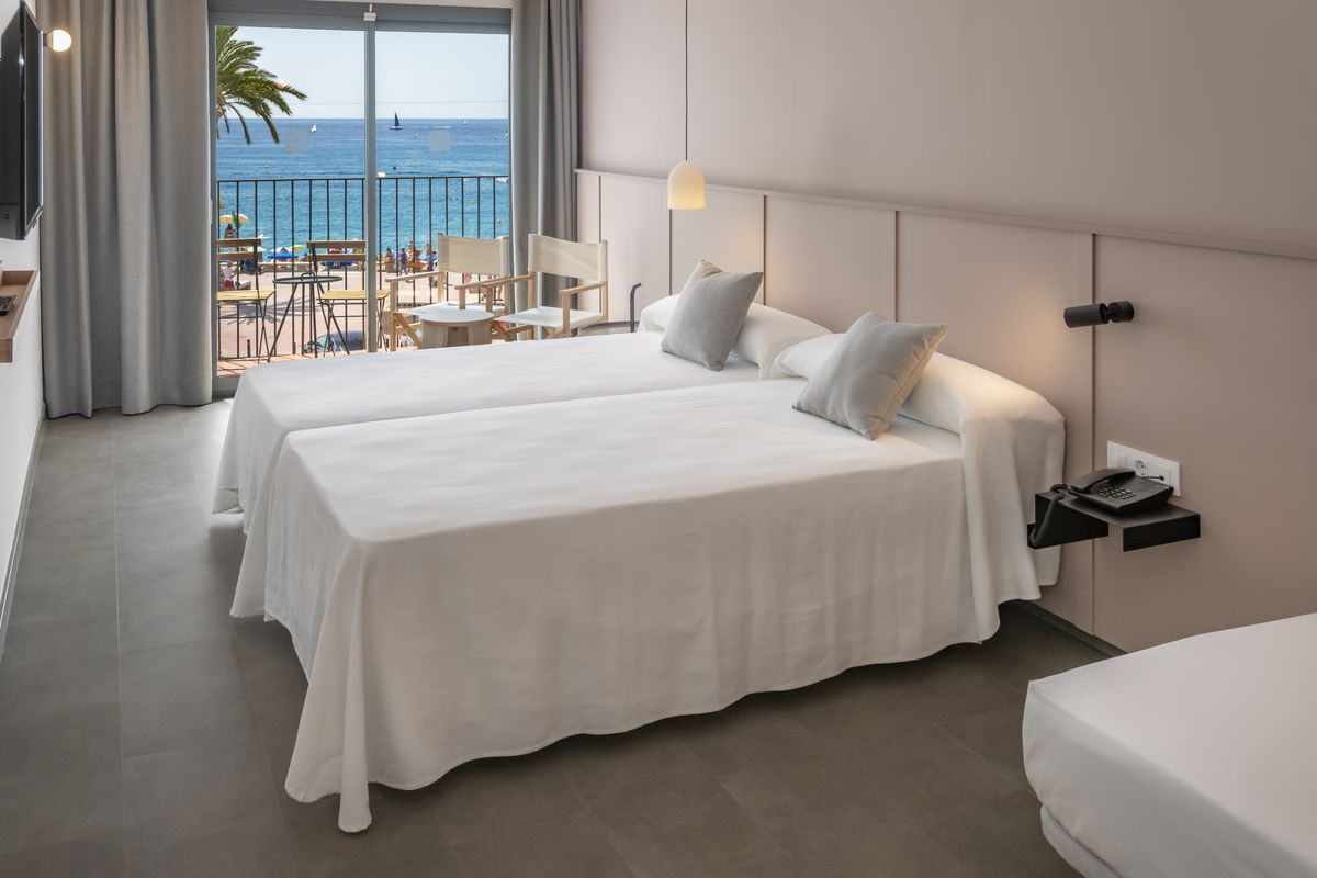 Ght Miratge (Only Adults) 4*