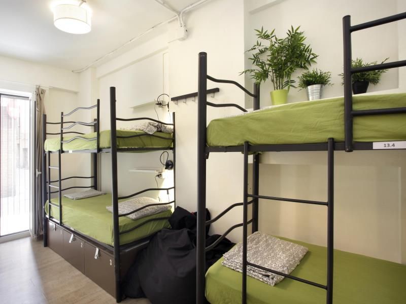 Gracia City Hostel 1*
