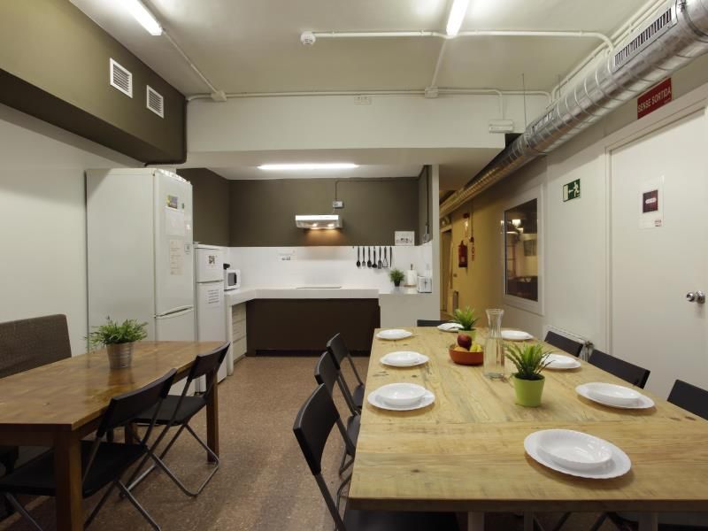 Gracia City Hostel 1*