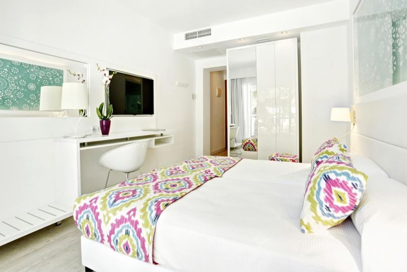 Grupotel Ibiza Beach 4*
