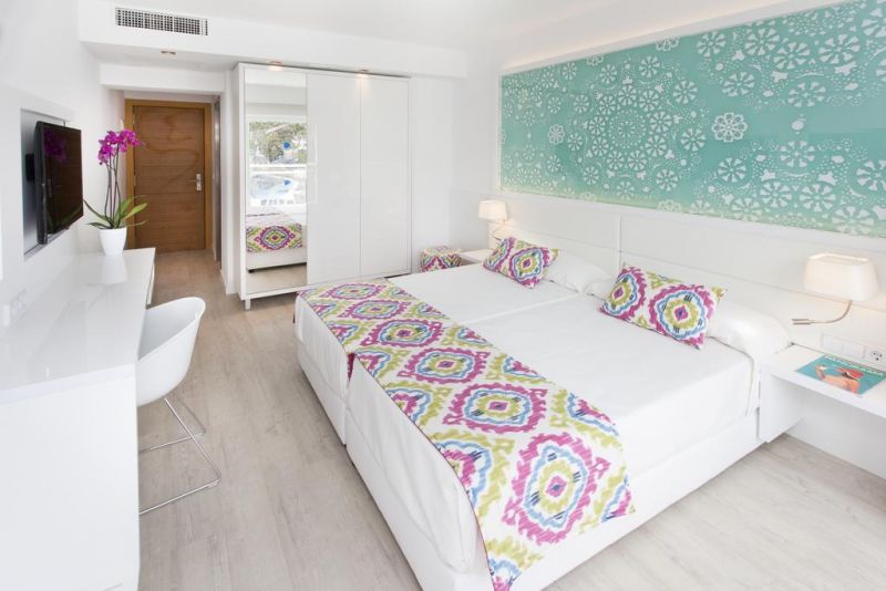 Grupotel Ibiza Beach 4*