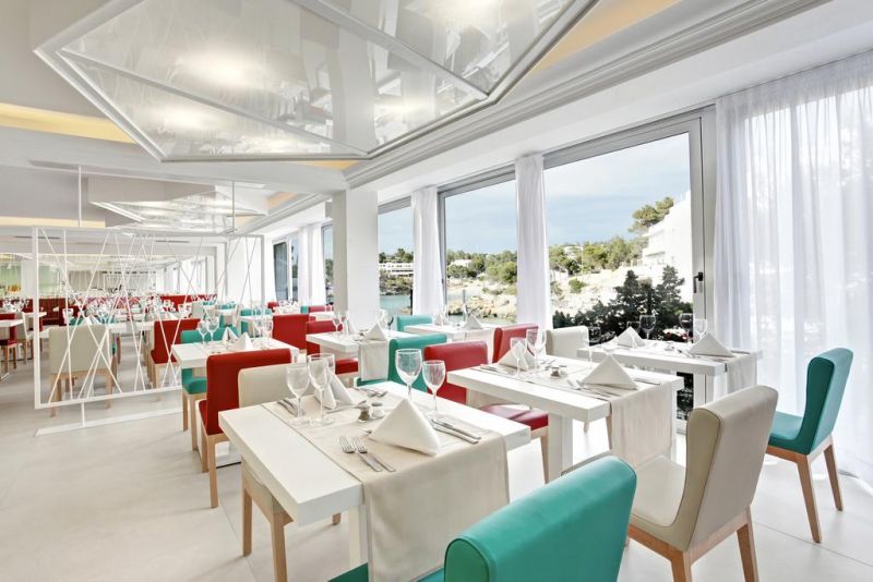 Grupotel Ibiza Beach 4*