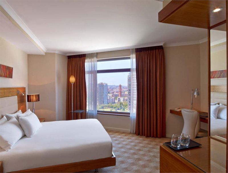 Hilton Diagonal Mar 5*
