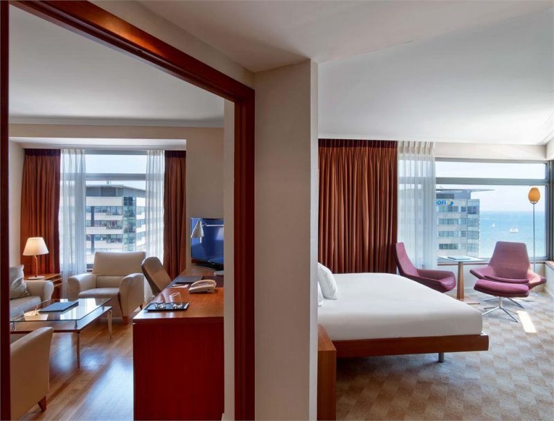 Hilton Diagonal Mar 5*