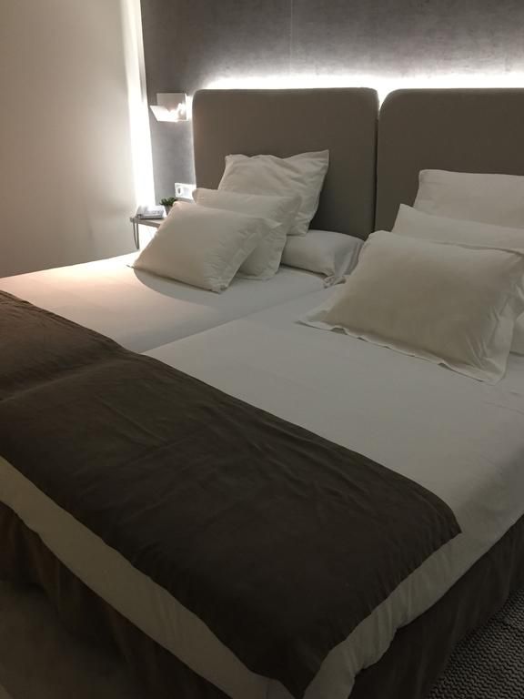 Holiday World Riwo Hotel 4*