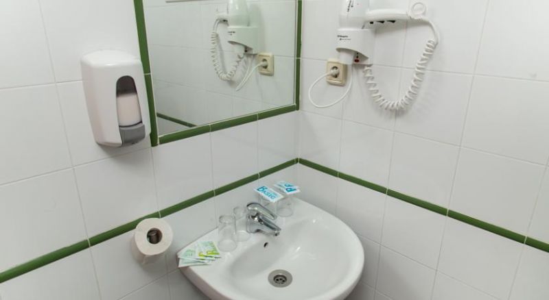 Hostal Abrevadero 1*